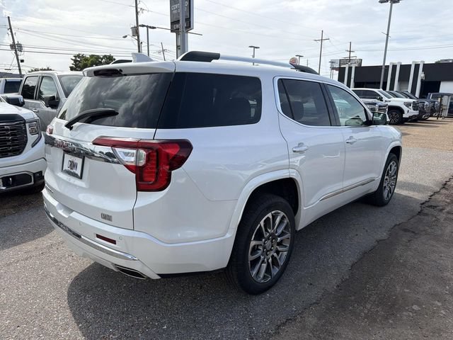 Used 2023 GMC Acadia Denali w/ Denali Ultimate Package FWD image 6