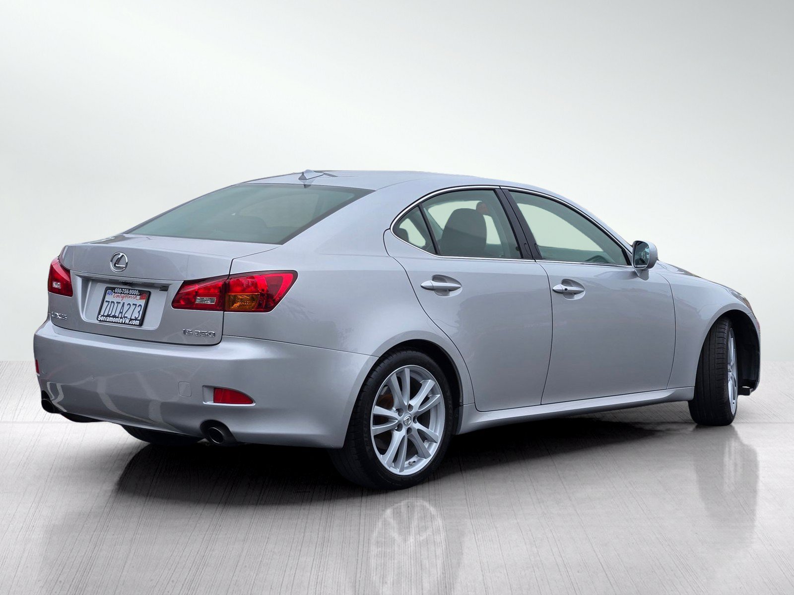 Used 2007 Lexus IS 250 RWD image 4