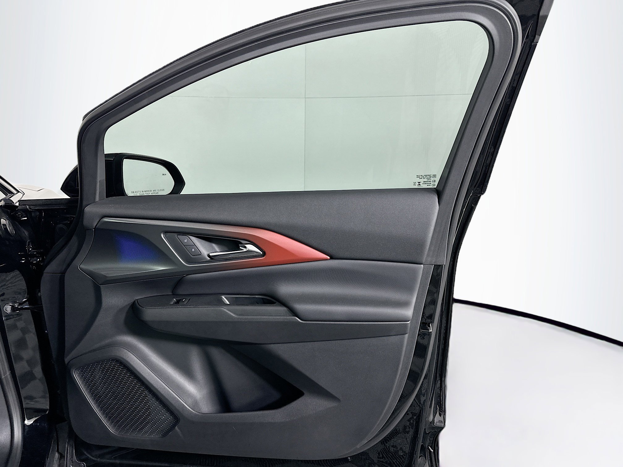 Used 2024 Chevrolet Equinox EV RS FWD image 33