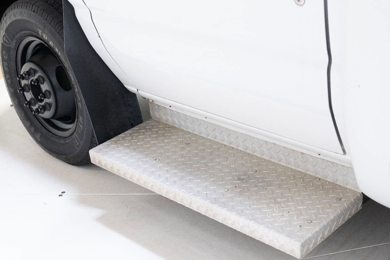 Used 2016 Ford E-350 and Econoline 350 Super Duty w/ Shuttle Bus Prep Package image 25