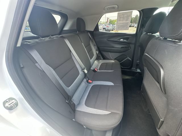 Used 2024 Chevrolet TrailBlazer LT w/ LT Cold Weather Package FWD image 29
