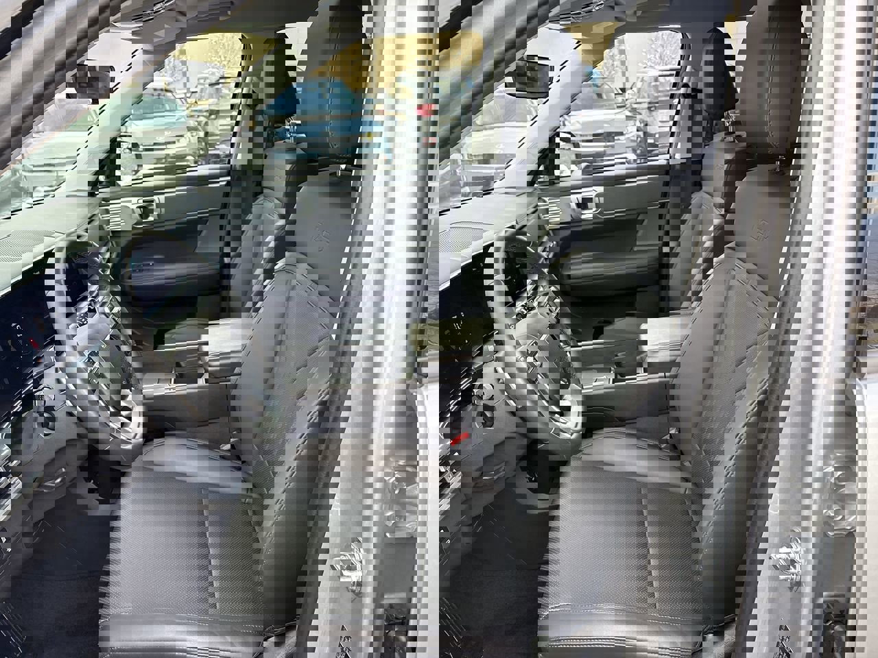 Certified 2025 Hyundai Santa Fe XRT image 14