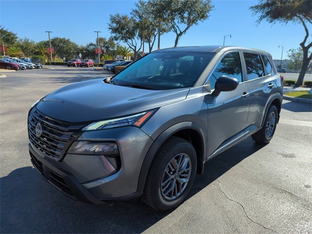 New 2026 Nissan Rogue S image 9