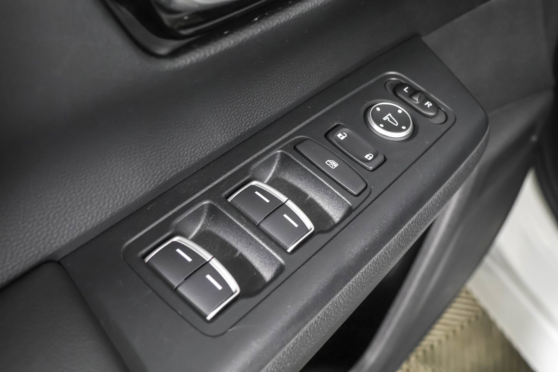 Used 2023 Honda CR-V Sport Touring image 34