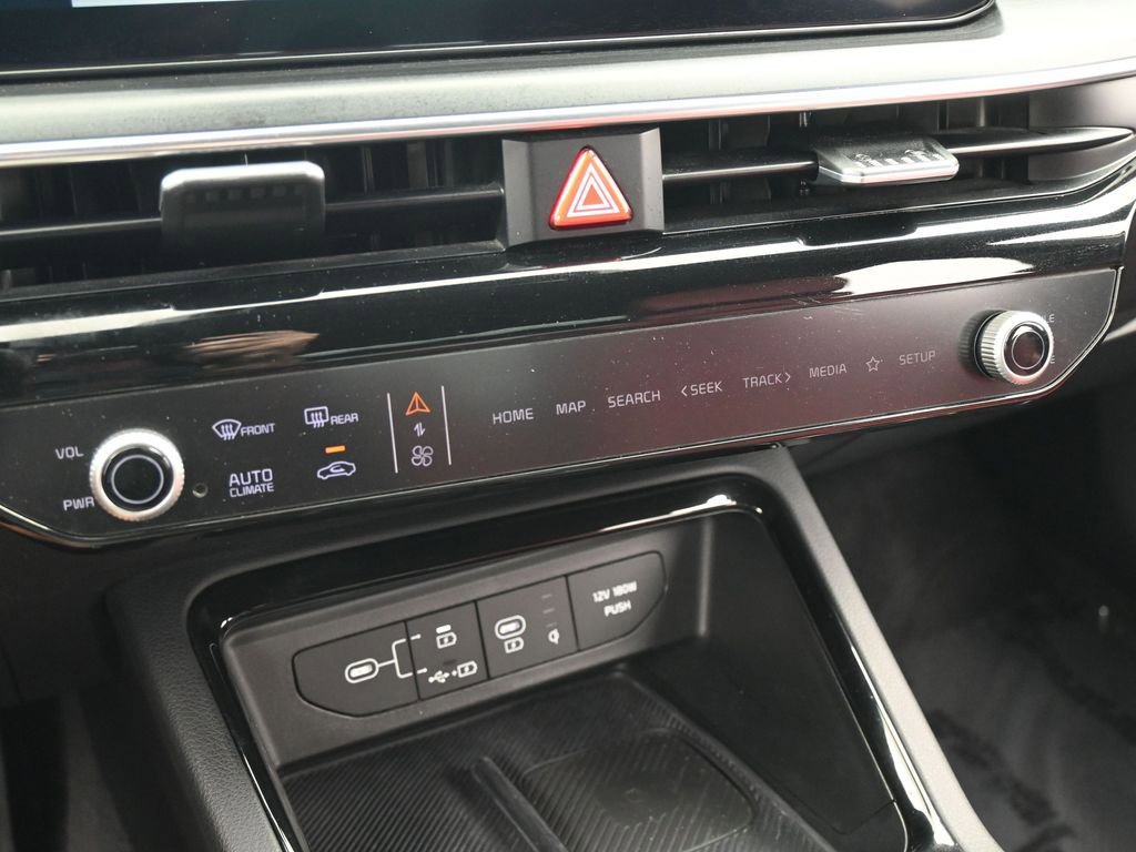 Used 2025 Kia K5 GT-Line w/ GT-Line Premium Package image 28