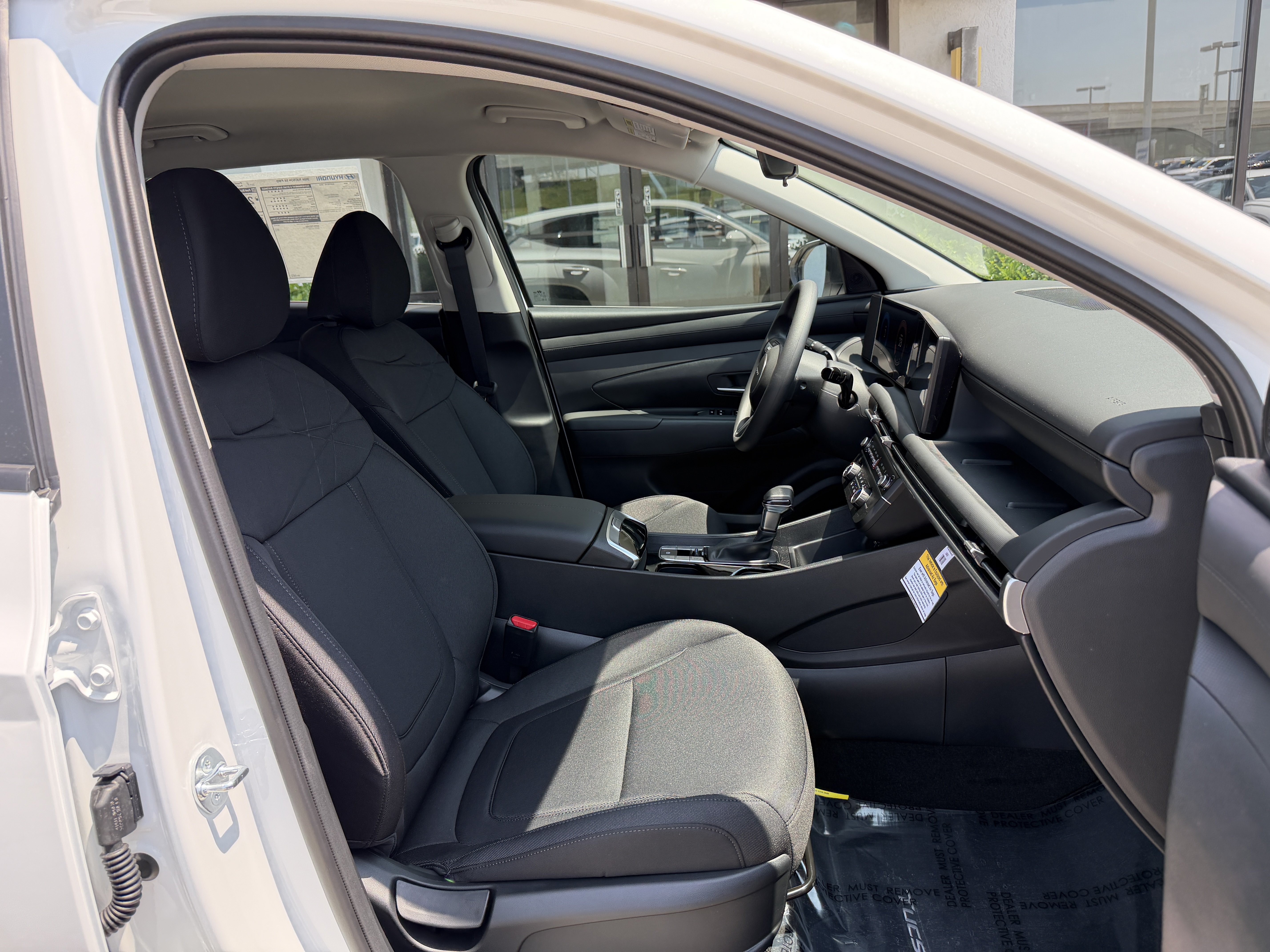 Used 2026 Hyundai Tucson SE FWD image 21