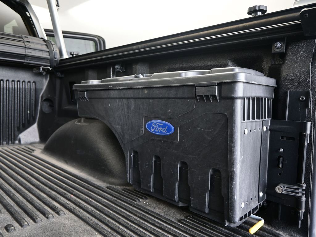 Used 2023 Ford F150 Lariat w/ Equipment Group 502A High image 9