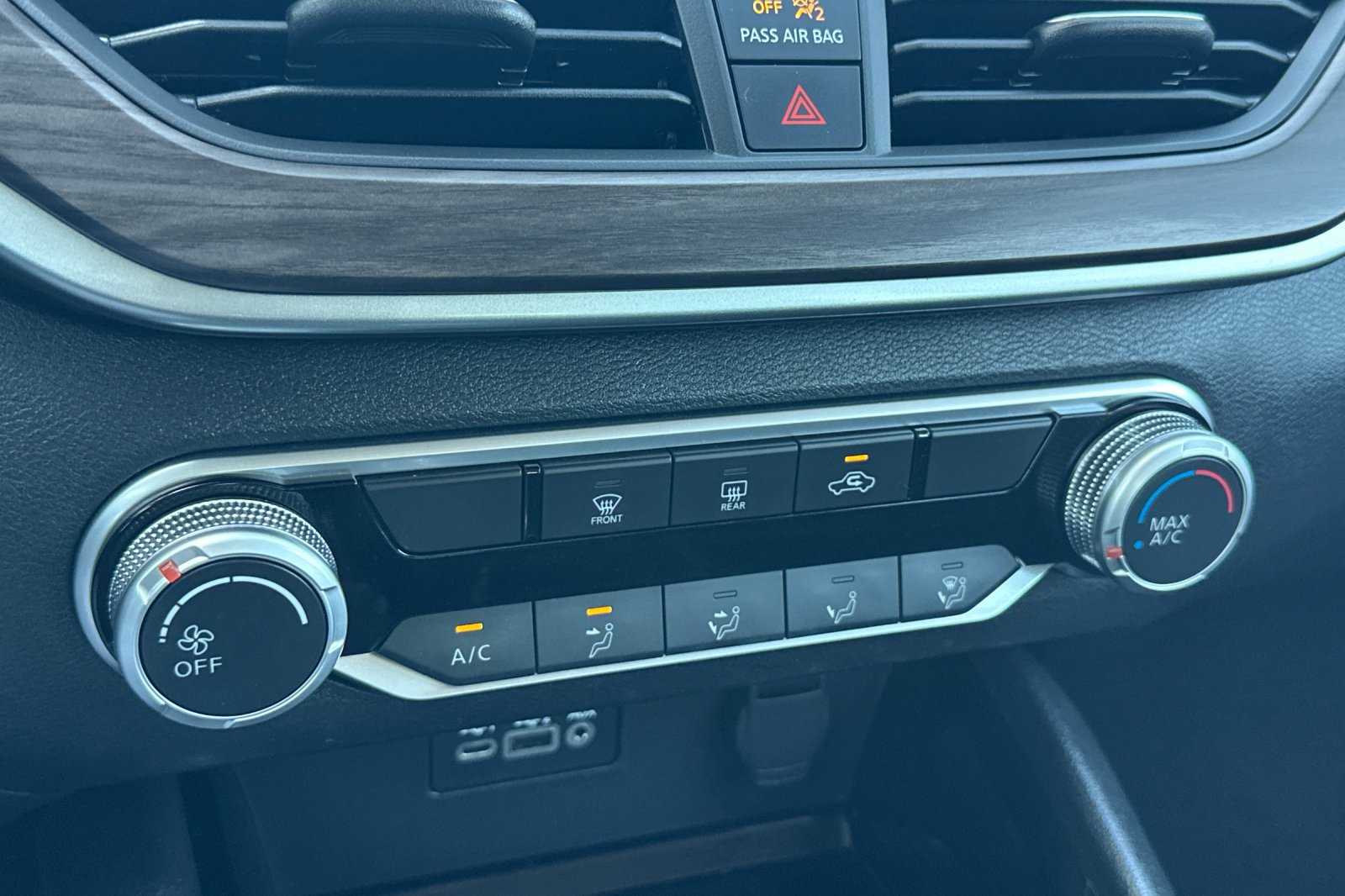 Certified 2024 Nissan Altima 2.5 SV FWD image 19