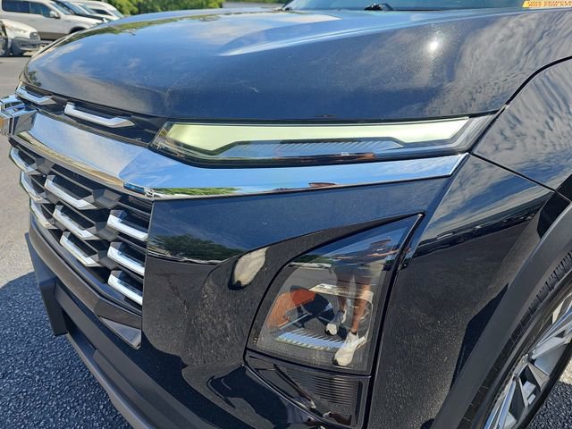 Used 2025 Chevrolet Equinox LT FWD image 35