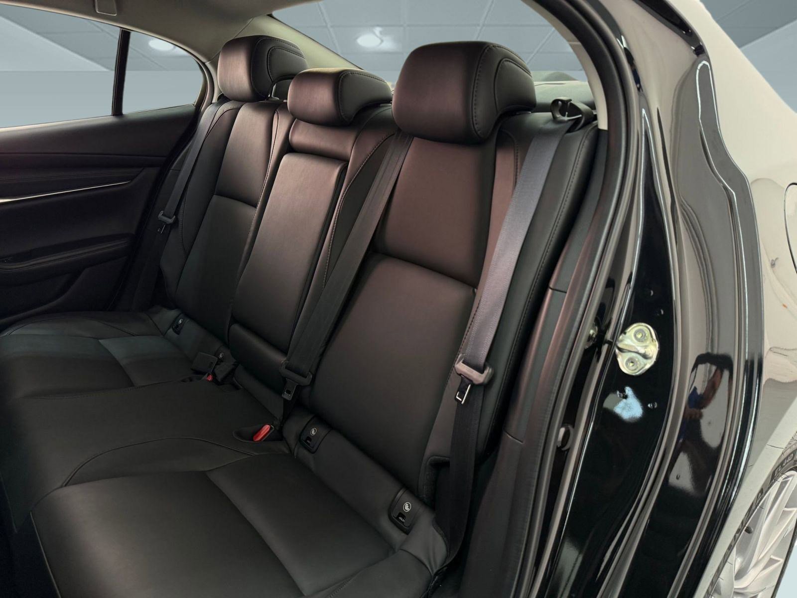 Used 2025 MAZDA MAZDA3 s image 13