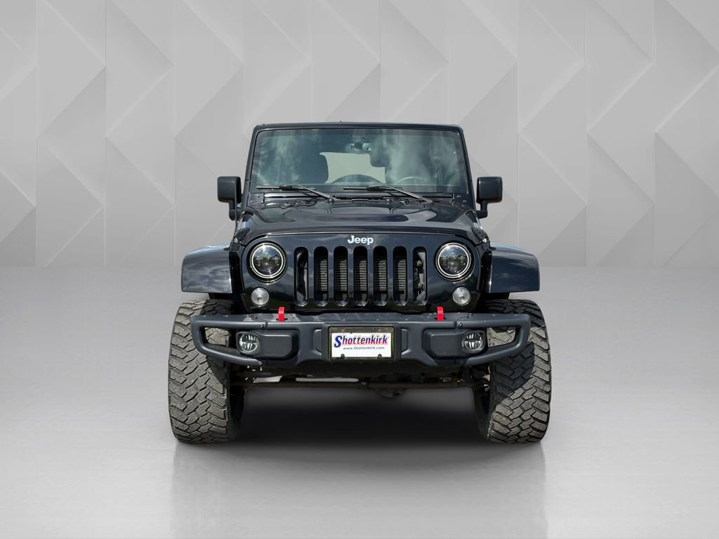 Used 2016 Jeep Wrangler Unlimited Rubicon AWD/4WD image 2