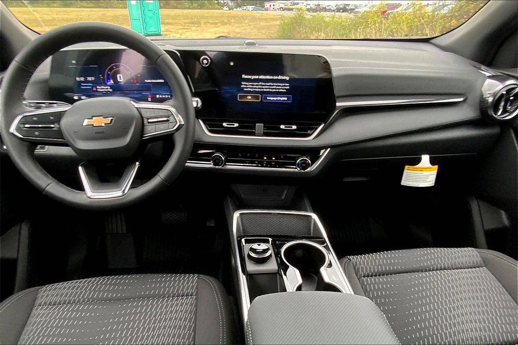 New 2026 Chevrolet Equinox LT image 6