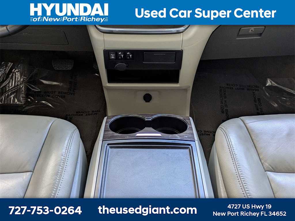 Used 2015 Toyota Sienna XLE image 25