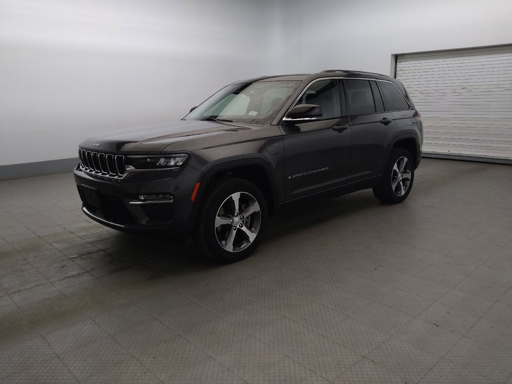 Used 2022 Jeep Grand Cherokee Limited 4xe w/ Luxury Tech Group II AWD/4WD image 2