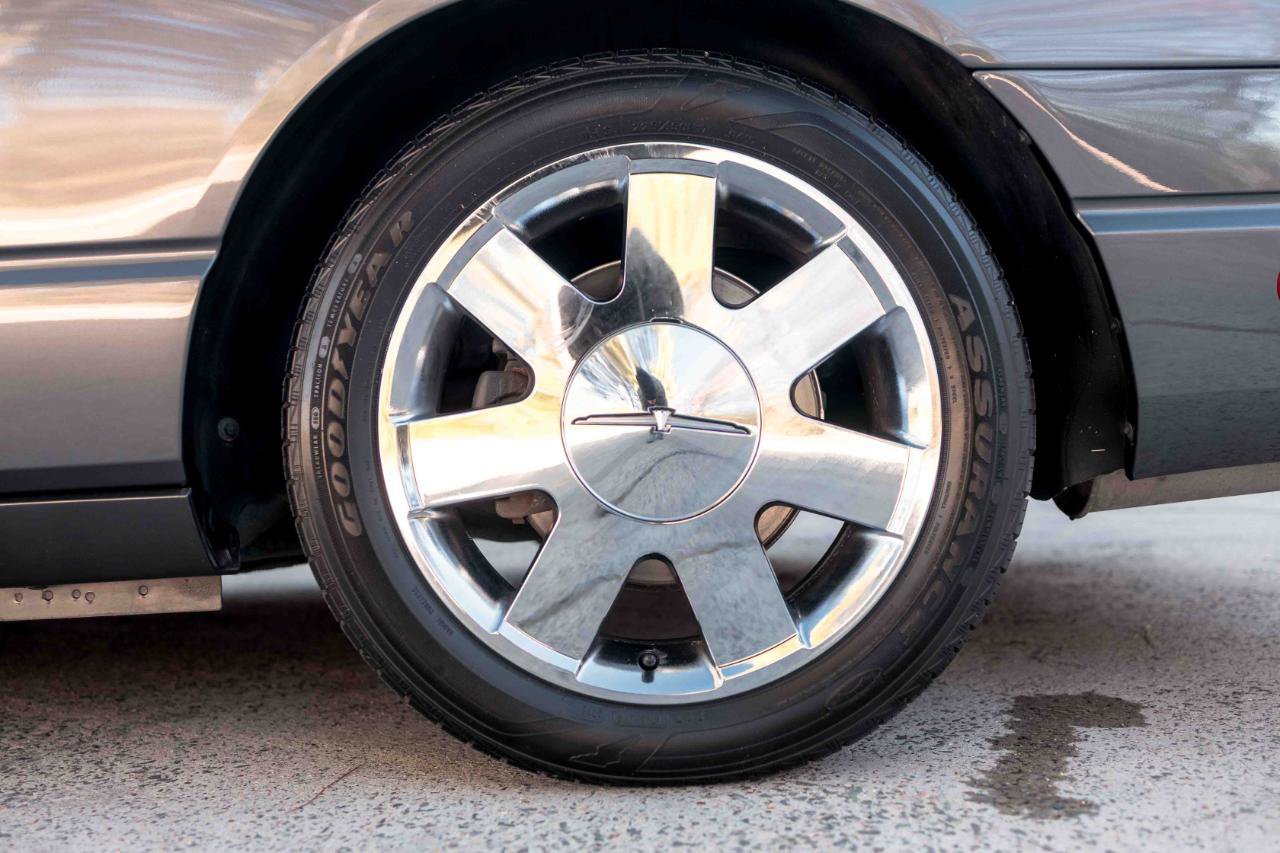 Used 2003 Ford Thunderbird Deluxe image 74