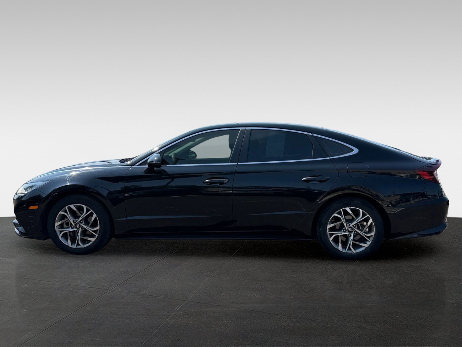 Used 2021 Hyundai Sonata SEL w/ Cargo Package FWD image 5