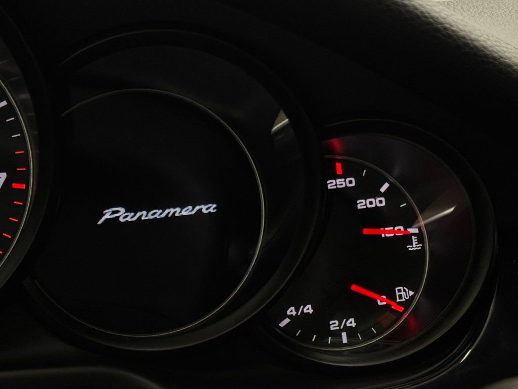 Used 2016 Porsche Panamera Edition image 48
