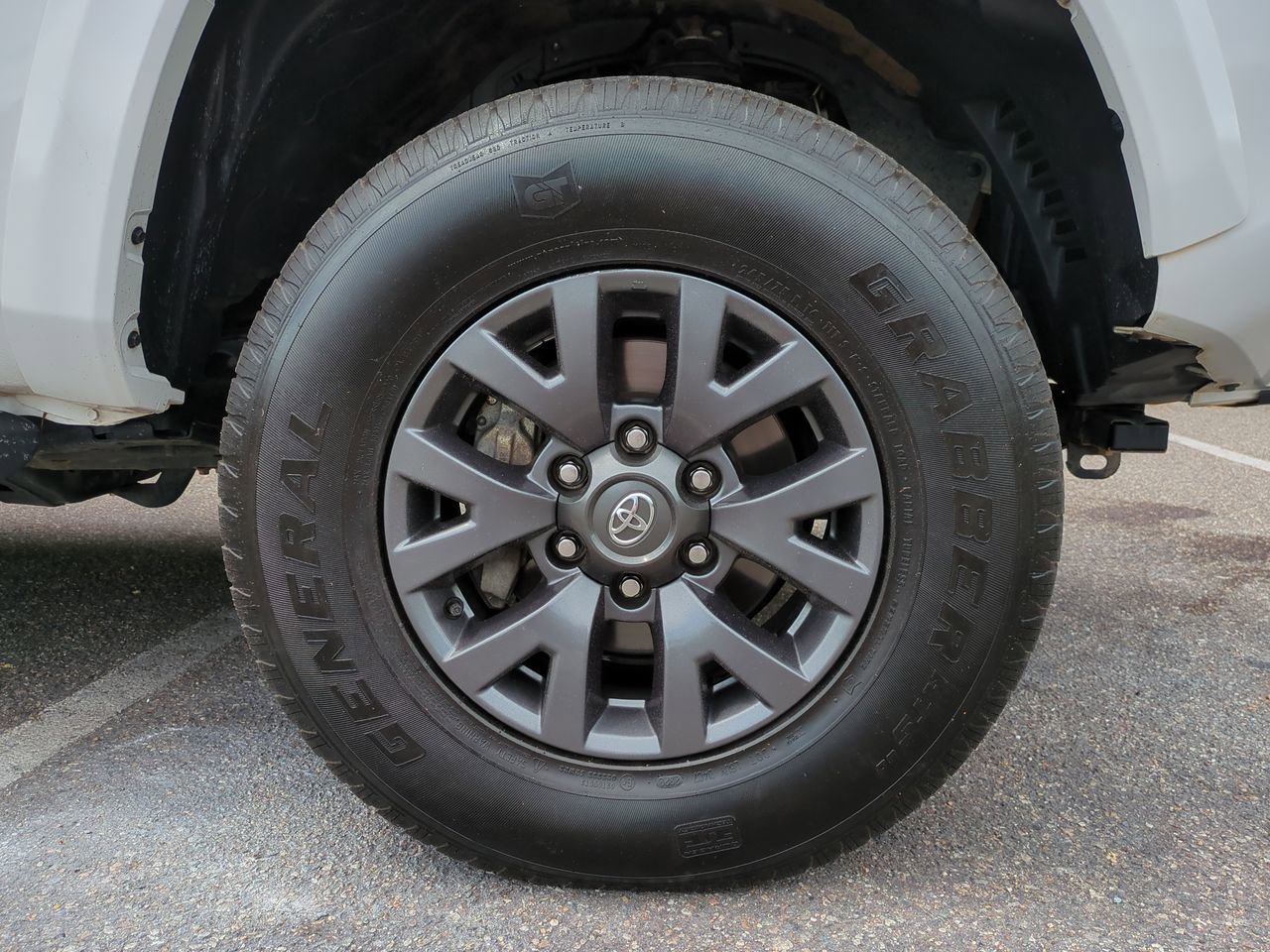 Used 2023 Toyota Tacoma SR5 w/ Technology Package AWD/4WD image 11