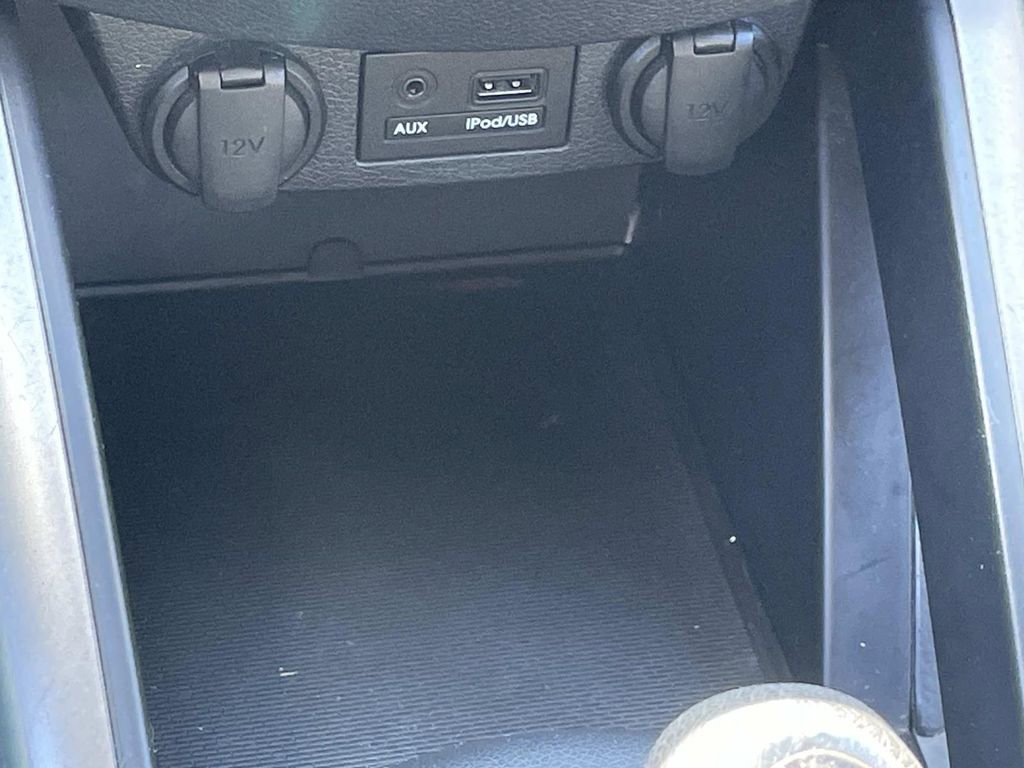 Used 2014 Hyundai Veloster image 22