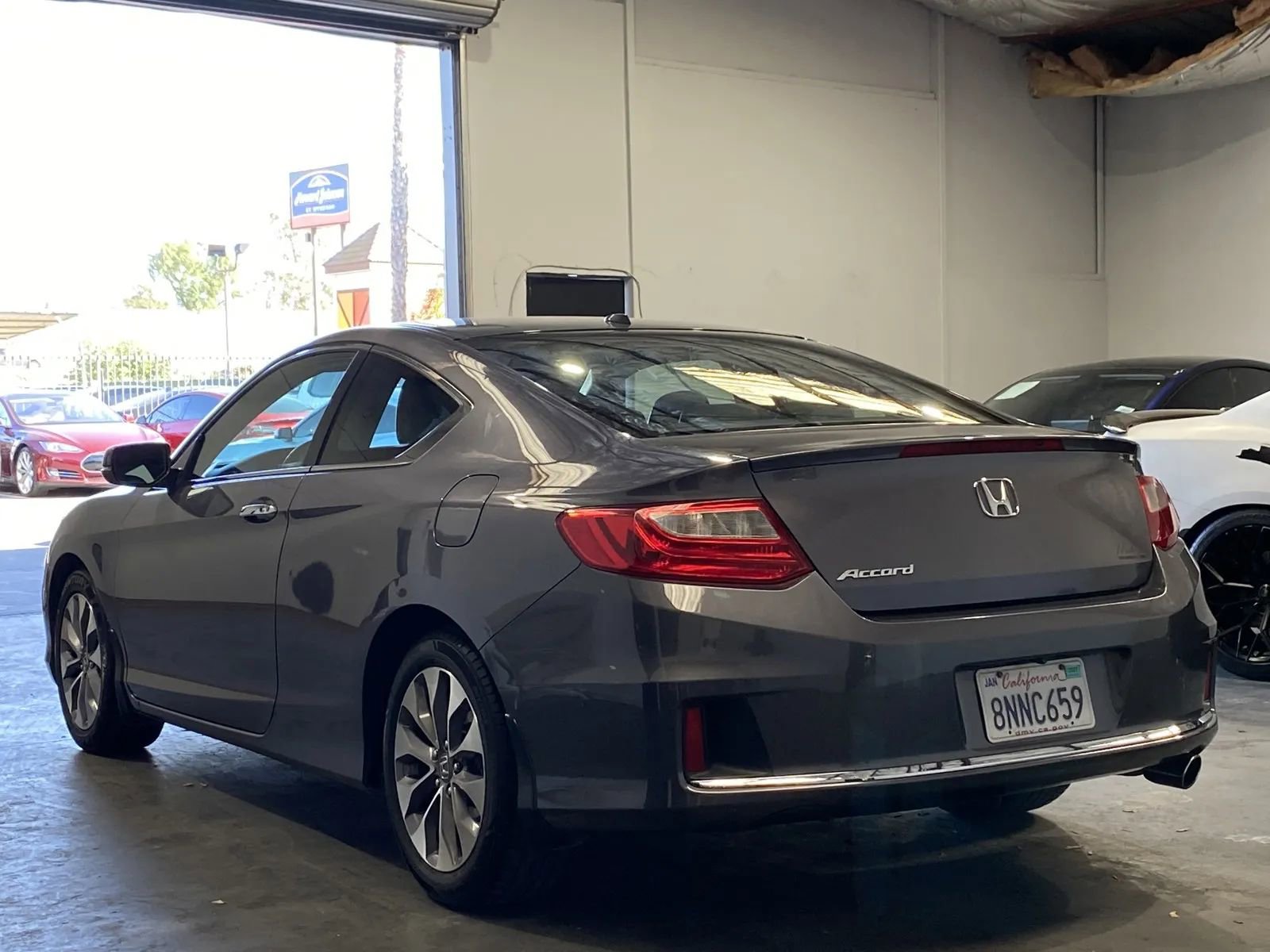Used 2014 Honda Accord EX-L image 2