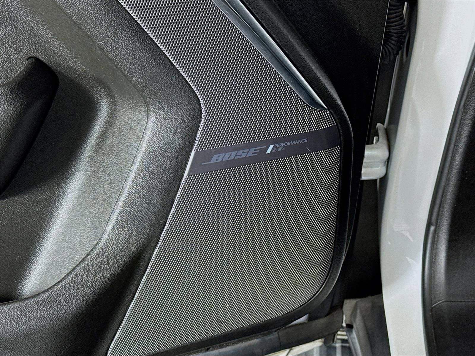 Used 2023 GMC Yukon XL Denali Ultimate w/ LPO, Floor Liner Package AWD/4WD image 21