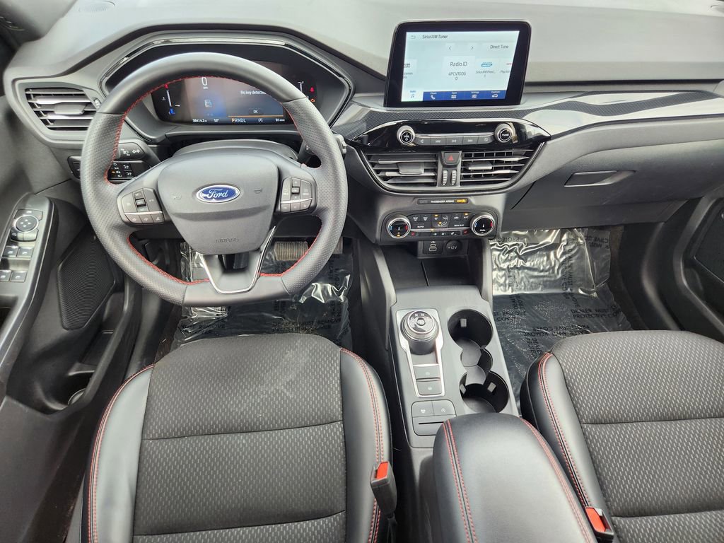 Used 2025 Ford Escape ST-Line Select AWD/4WD image 16