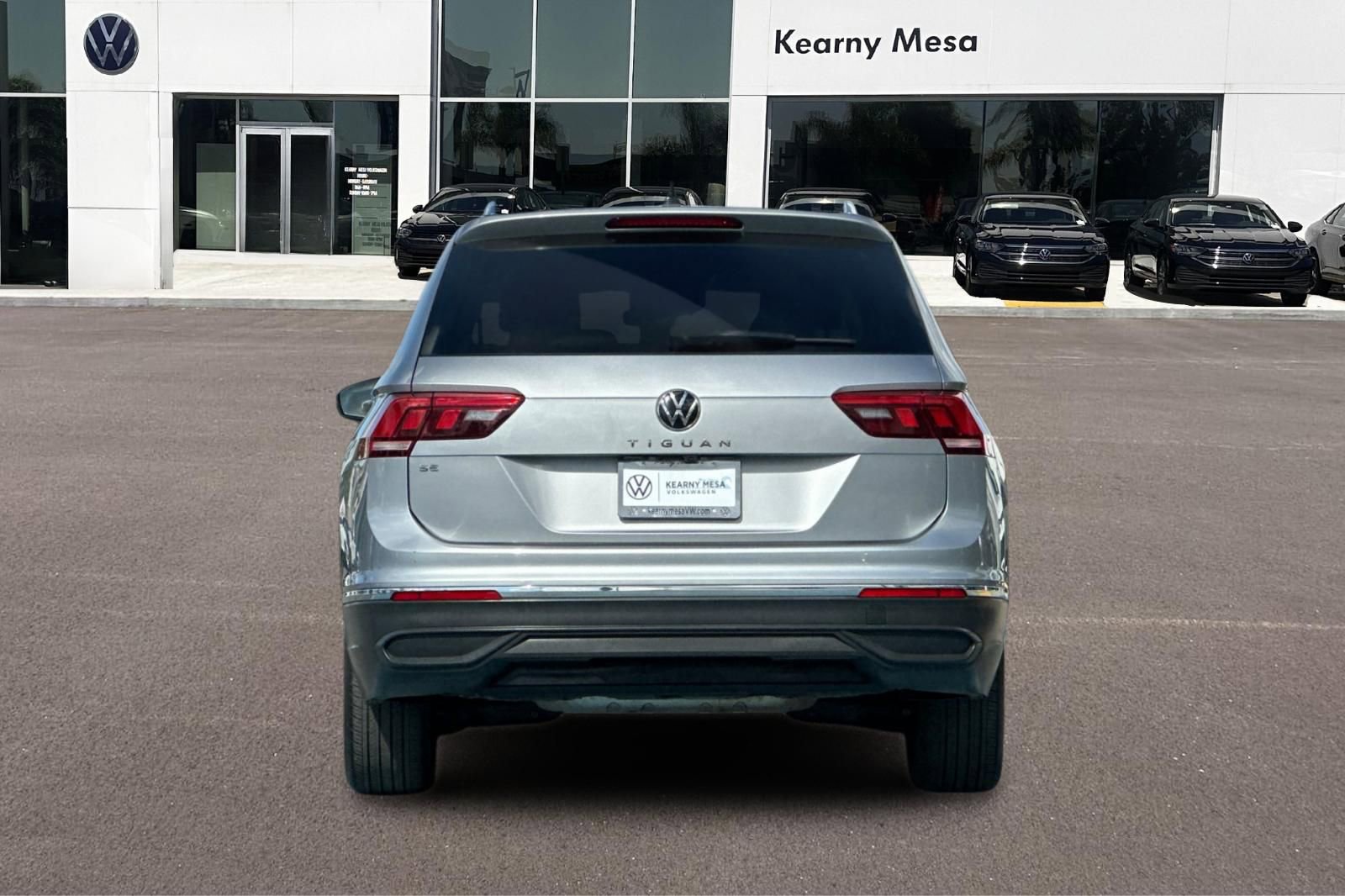 Used 2024 Volkswagen Tiguan SE FWD image 5