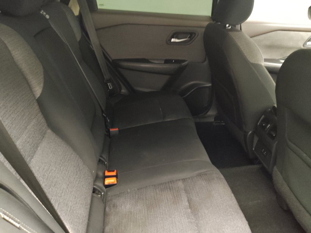 Used 2021 Nissan Rogue SV image 19