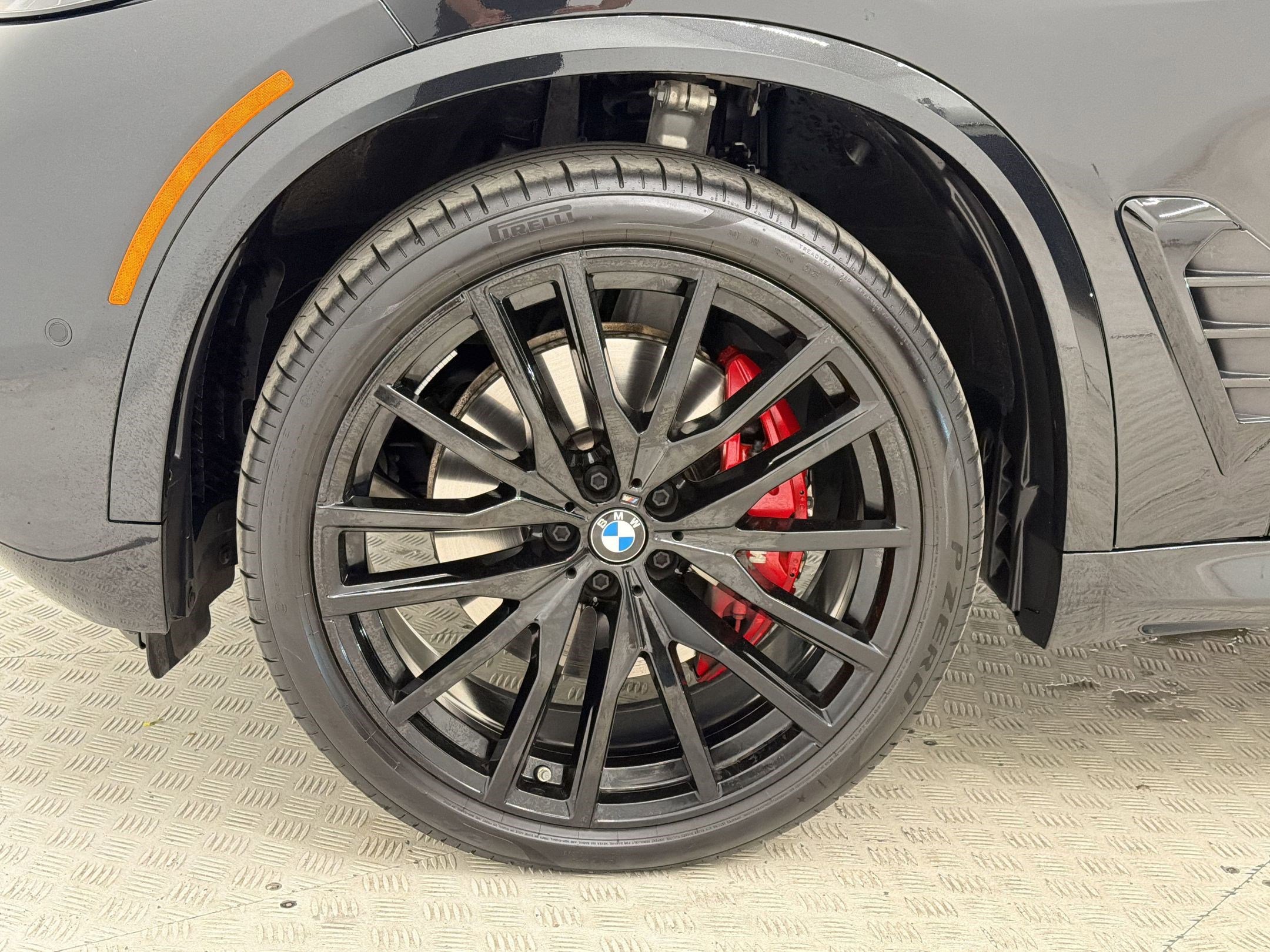 Certified 2026 BMW X5 xDrive40i w/ M Sport Package image 12