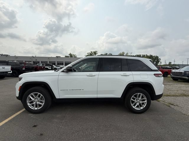Certified 2025 Jeep Grand Cherokee Laredo X w/ Luxury Tech Group I AWD/4WD image 32