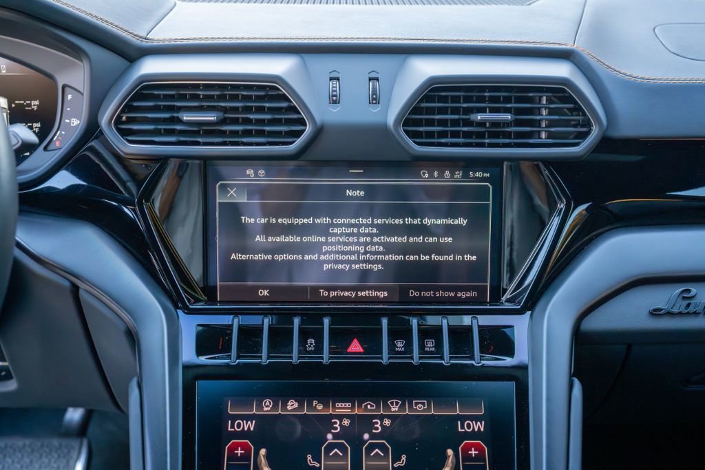 Used 2024 Lamborghini Urus S image 10