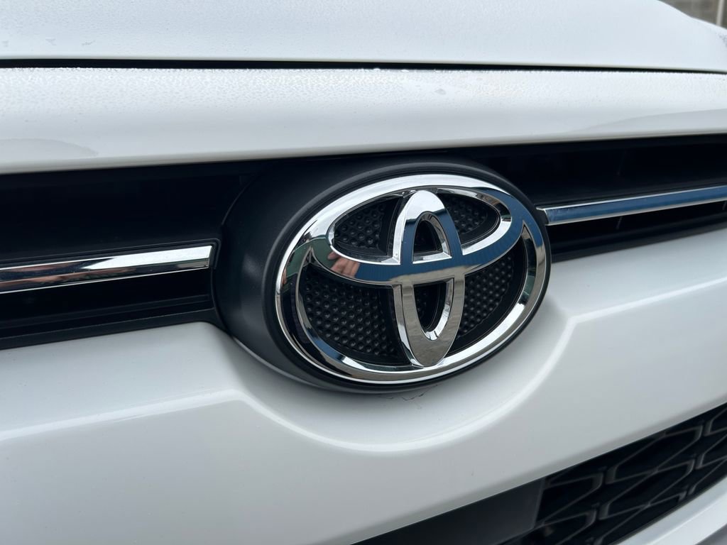 Used 2024 Toyota 4Runner TRD Off-Road Premium image 31