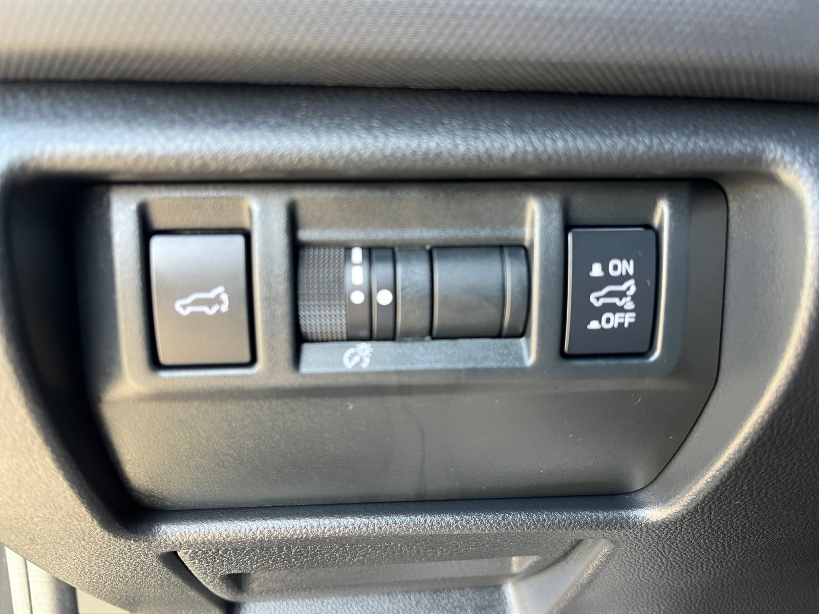 Certified 2025 Subaru Forester Touring AWD/4WD image 12
