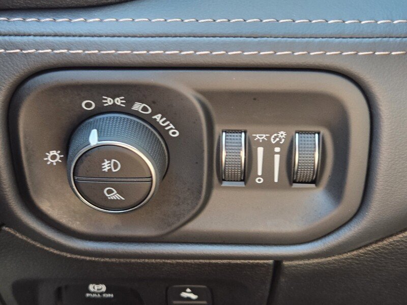 Certified 2026 RAM 1500 Tungsten w/ Trailer Tow Group AWD/4WD image 28