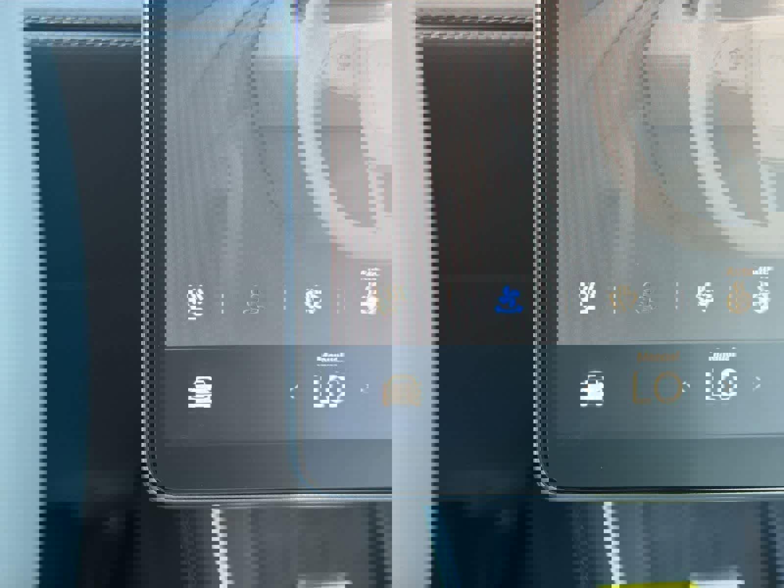 Used 2026 Tesla Model Y AWD image 22