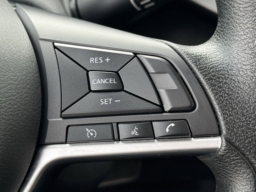 Used 2024 Nissan Altima 2.5 SV FWD image 22