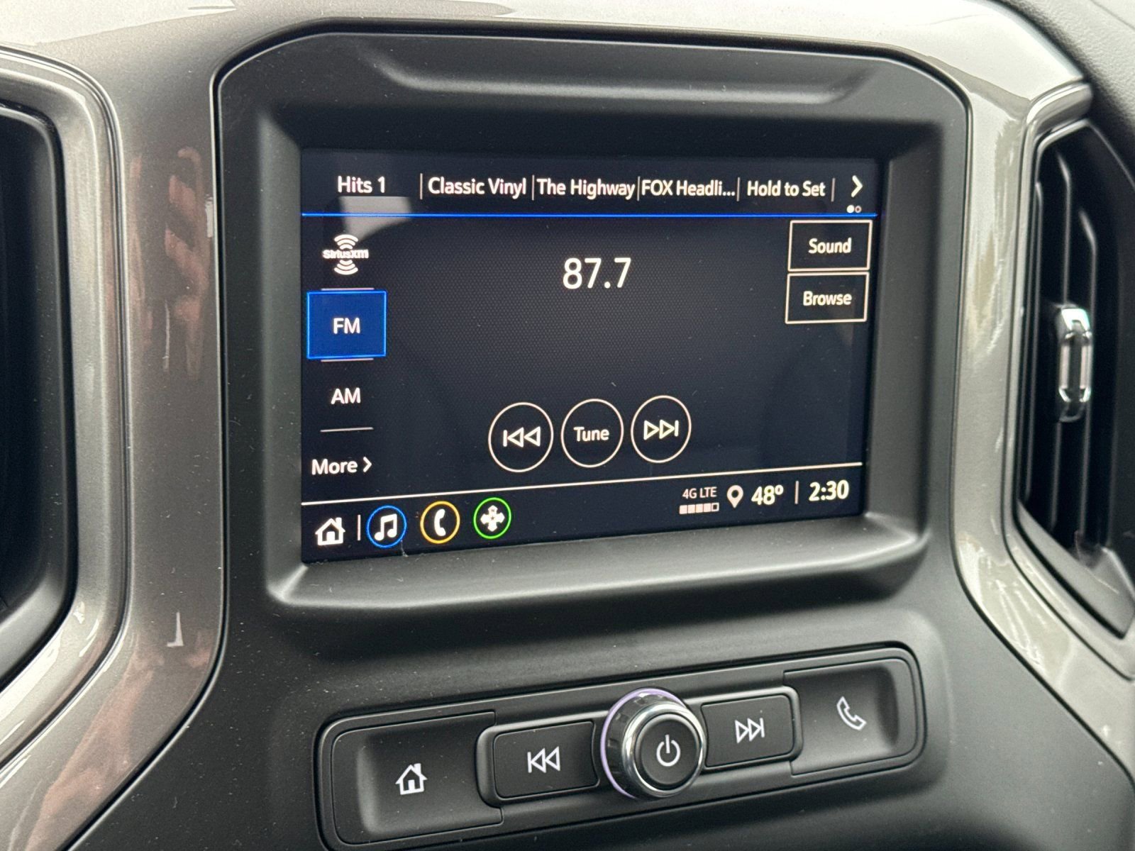 New 2026 Chevrolet Silverado 1500 W/T w/ WT Value Package image 19