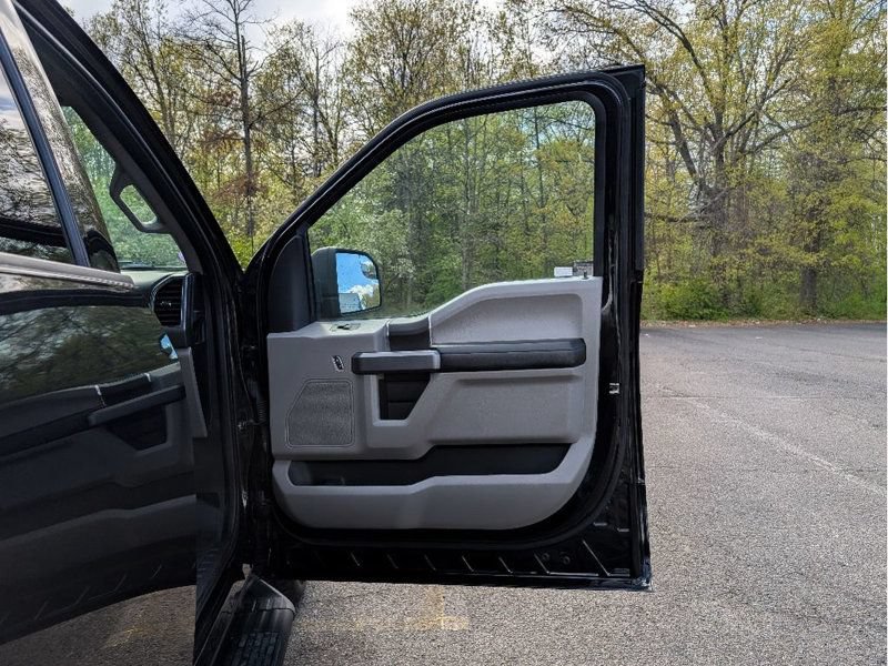 Used 2019 Ford F150 XLT AWD/4WD image 12