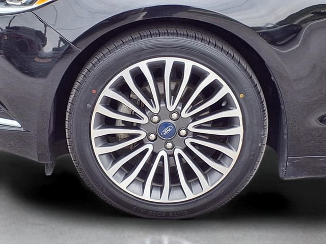 Used 2018 Ford Fusion SE w/ Equipment Group 602A FWD image 10