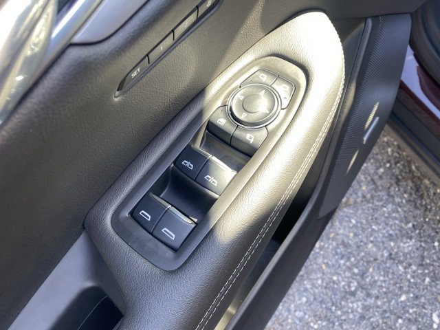 Used 2023 Cadillac XT6 Premium Luxury w/ Technology Package image 13