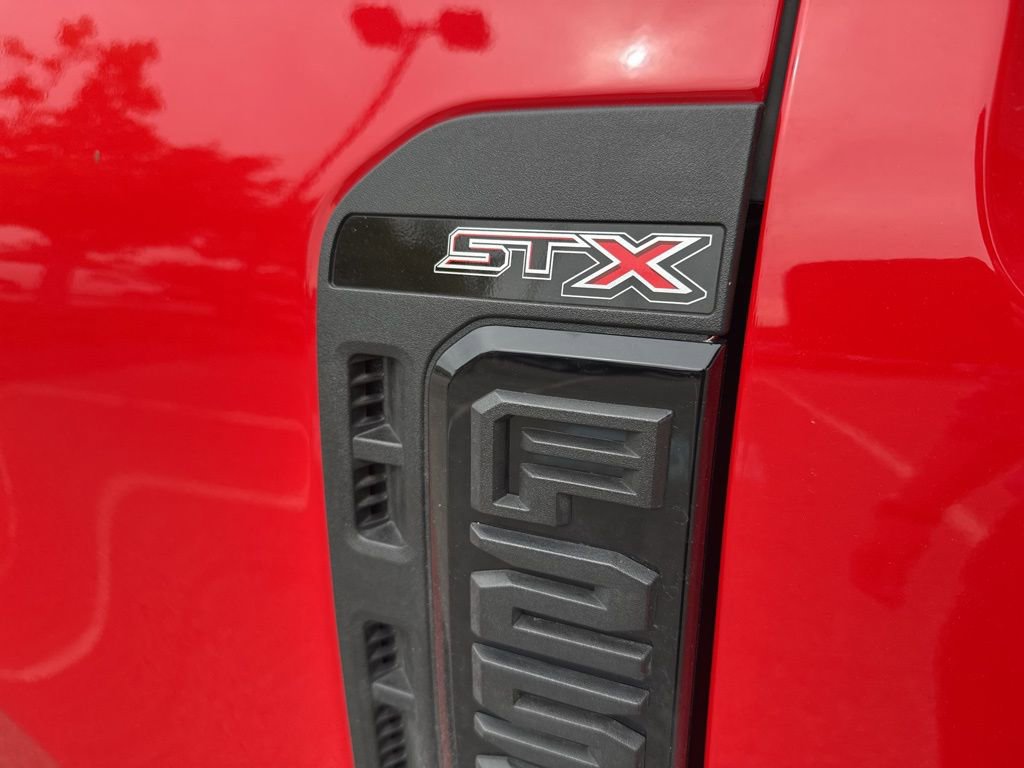 Used 2024 Ford F250 XL w/ STX Appearance Package AWD/4WD image 3