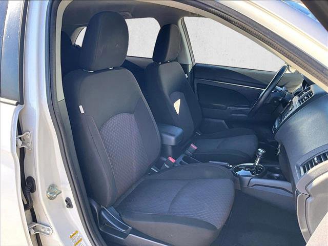 Used 2017 Mitsubishi Outlander Sport ES image 9