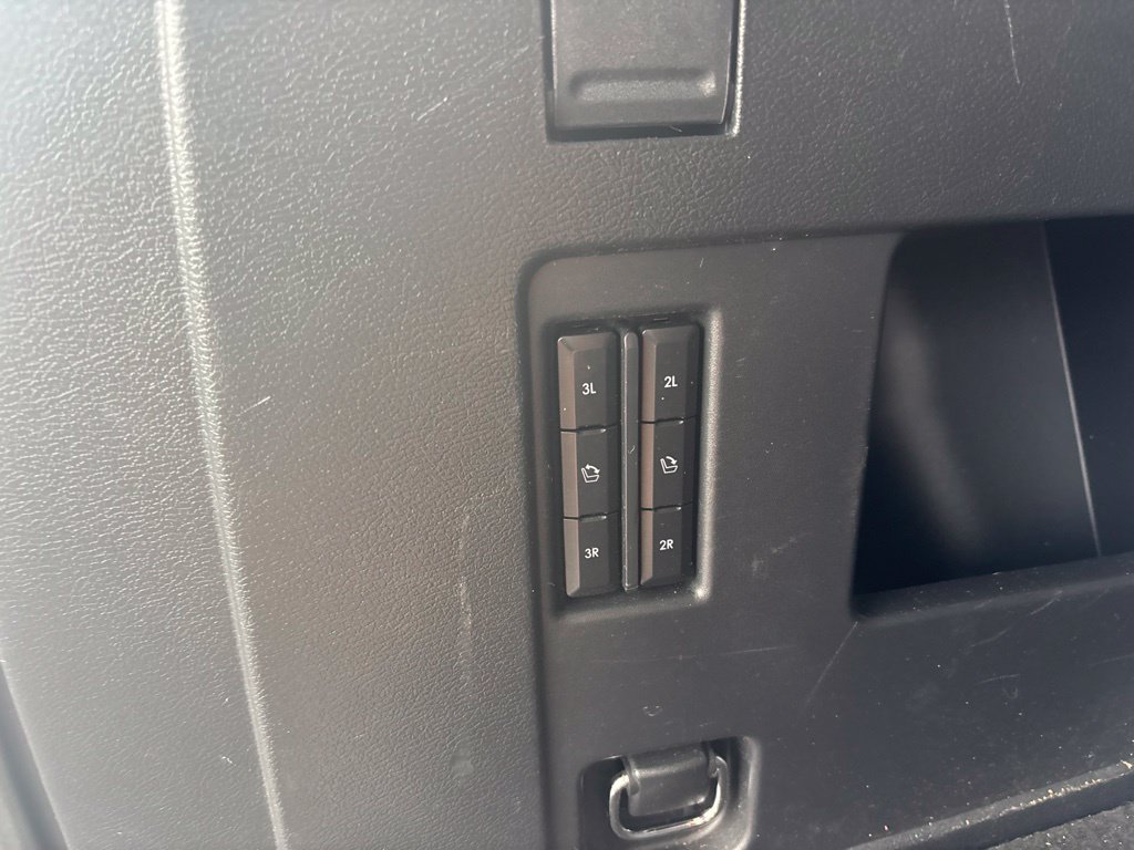 Used 2022 Lincoln Navigator Reserve AWD/4WD image 30