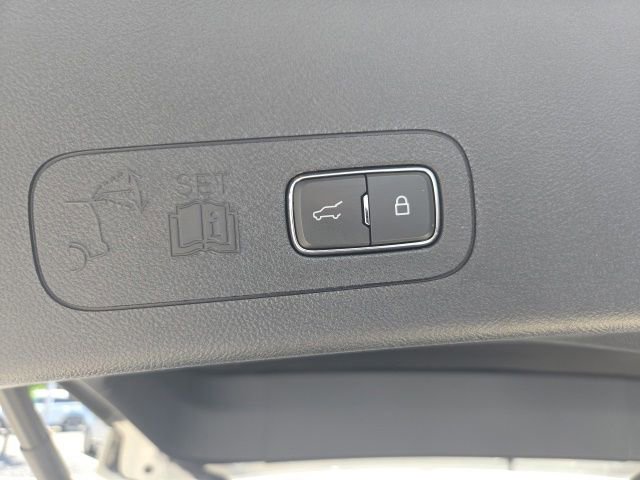 Certified 2025 Lincoln Aviator Black Label AWD/4WD image 23