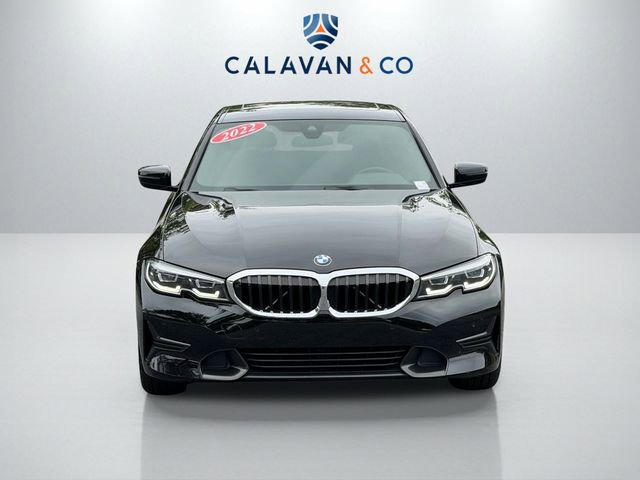 Used 2022 BMW 330i Sedan w/ Driving Assistance Package RWD image 2