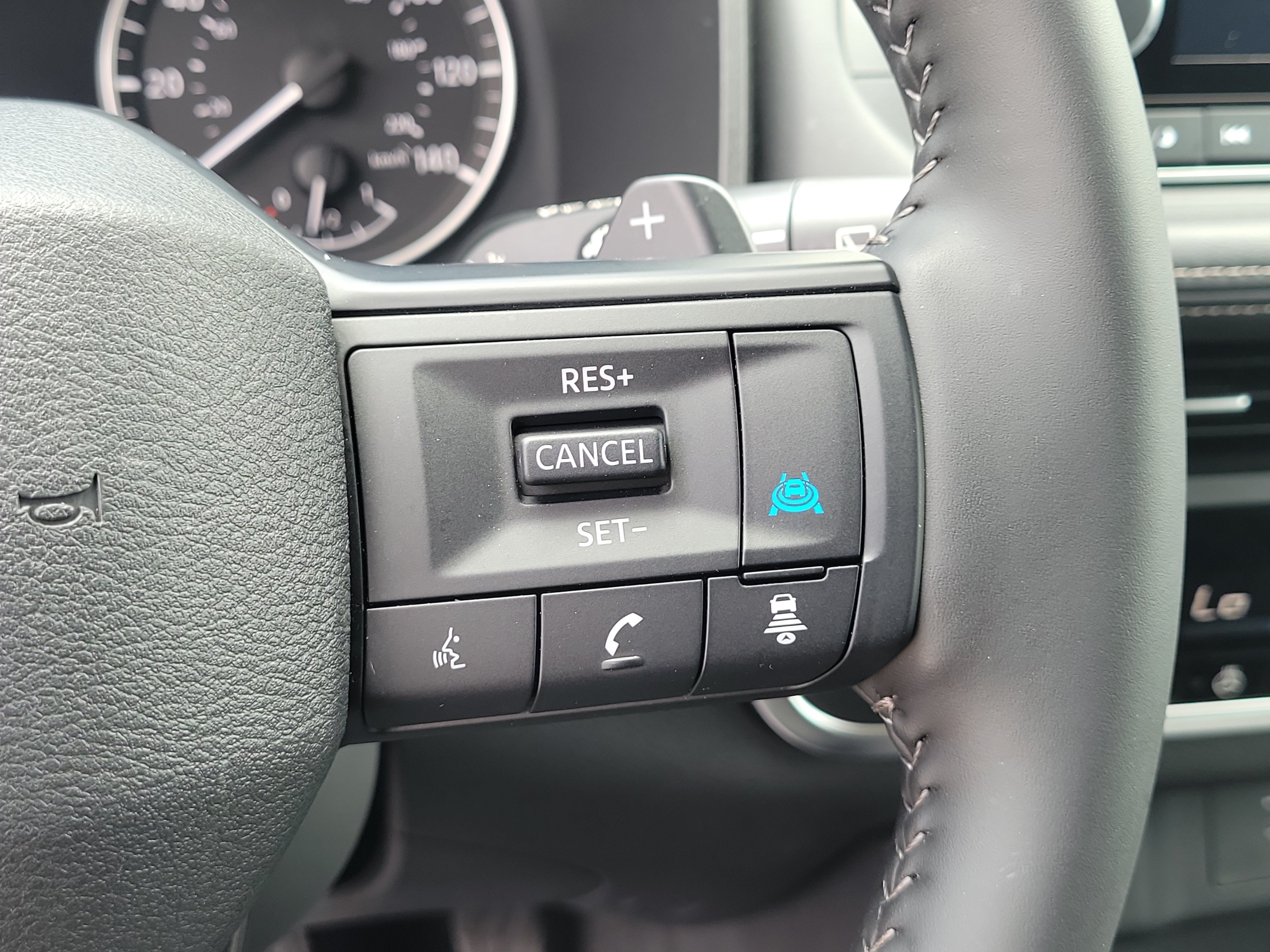 Certified 2026 Nissan Rogue SV w/ Cold Weather Package FWD image 24