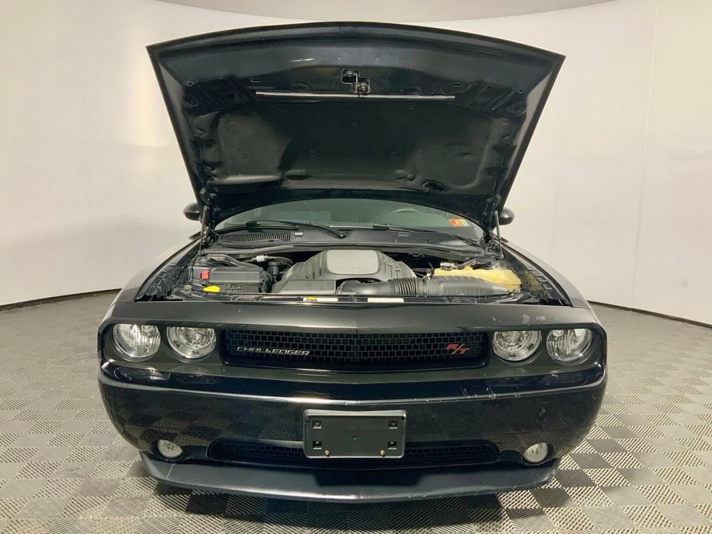 Used 2014 Dodge Challenger R/T w/ R/T Redline Group RWD image 4