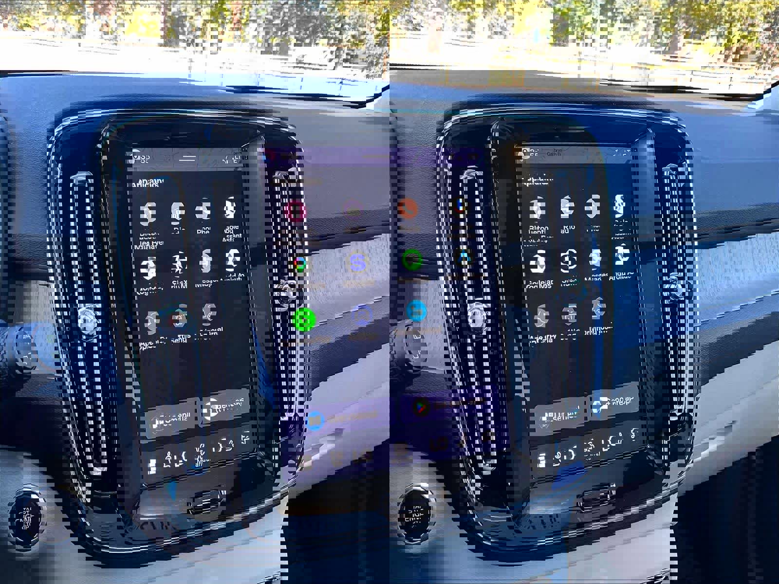 Used 2026 Volvo XC40 B5 Plus w/ Protection Package Premier image 35