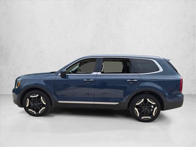 Used 2025 Kia Telluride S FWD image 6
