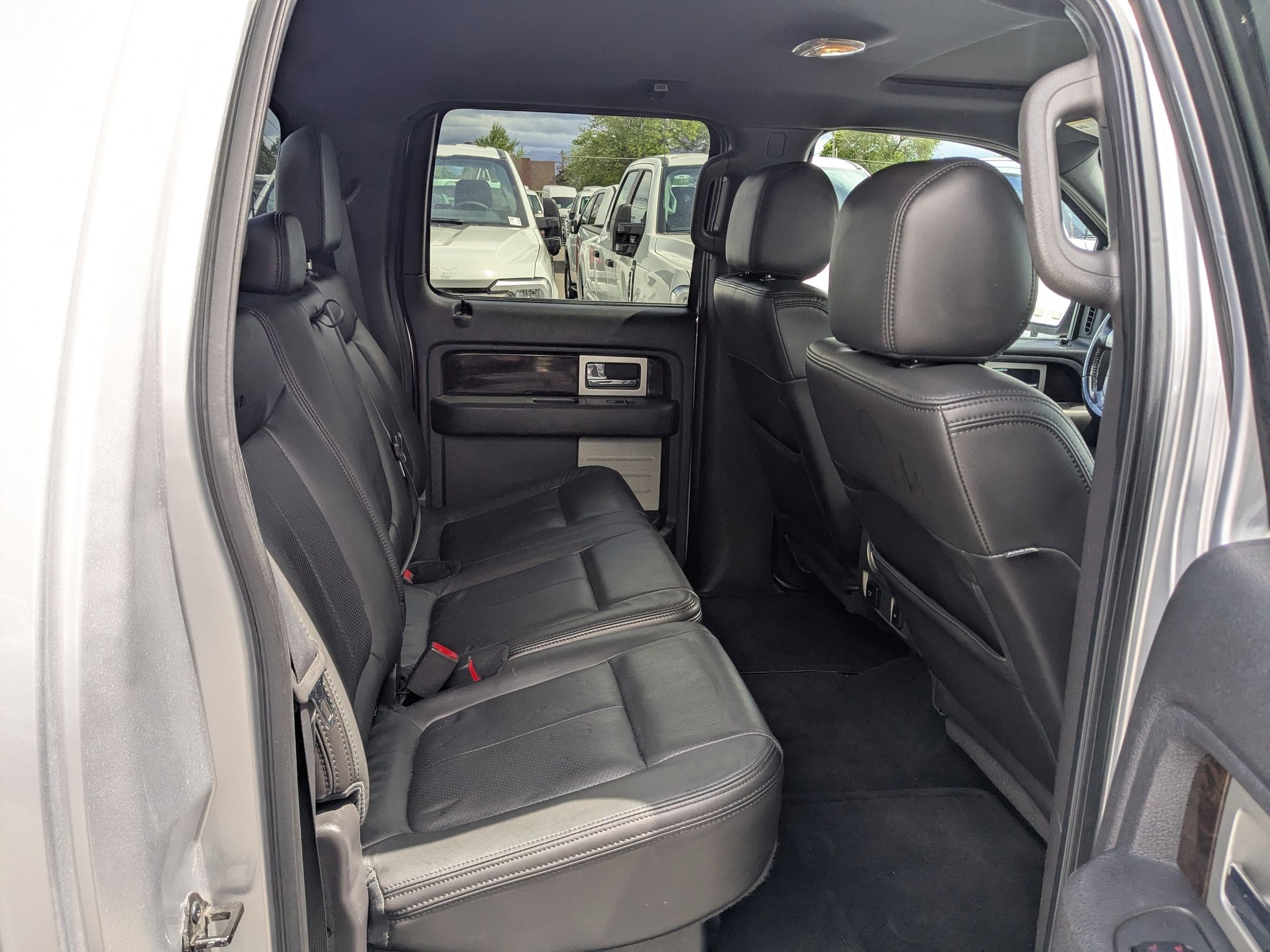 Used 2014 Ford F150 Platinum AWD/4WD image 32